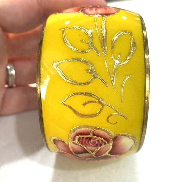 Retro brass bangle bracelet mod mustard yellow pink enamel floral Boho festival - Picture 6 of 6